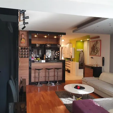 Modern Retreat Apartament Skopje